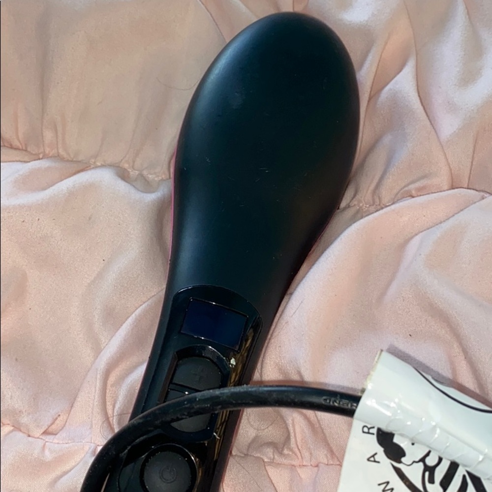 Hair straighteners